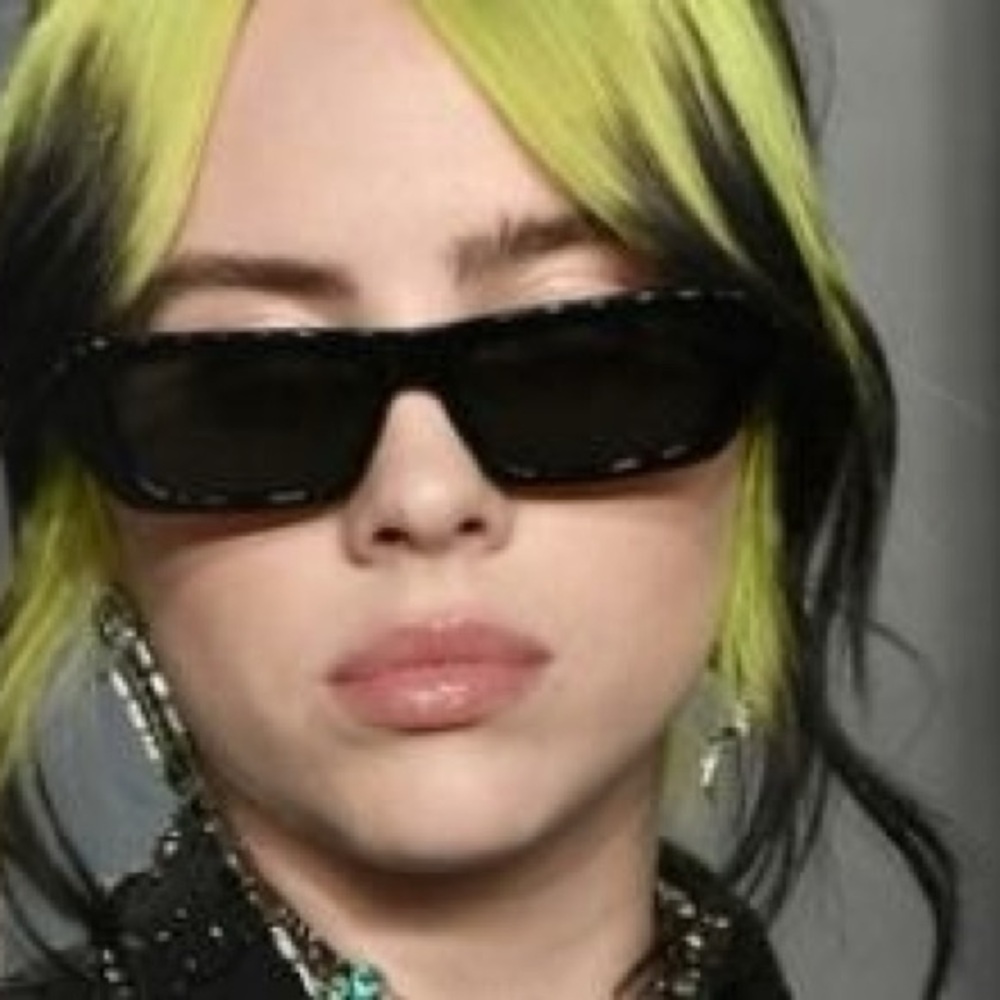 Excluded Gucci Sunglasses, New 395 - Picture 12 of 12
